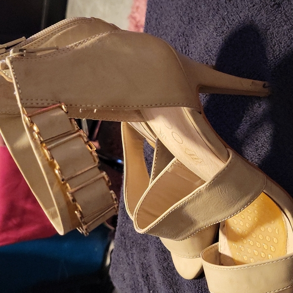 Aldo Heels - Picture 3 of 4